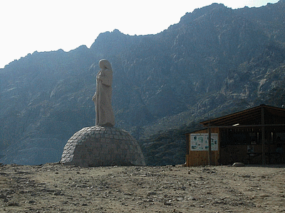 La statue du Christ ROI au Col de Verghio , (20071125)    (Photographie de Olivier-Dhilly) <br><A href=corse/b/463.jpg>Afficher l'image ?</A>