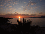 Coucher de soleil sur le golfe du VALINCO (20090908)    (Photographie de Serge) <br><A href=vos/3000/smc/014.jpg>Afficher l'image ?</A>