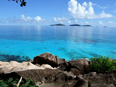 Les Seychelles (20061128)    (Photographie de FRRUIZ) <br><A href=vos/4000/007.jpg>Afficher l'image ?</A>